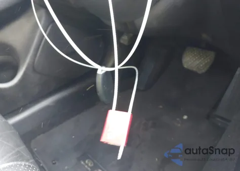 2013 Infiniti G37 Journey z USA, uszkodzony, nr VIN JN1CV6APXDM306735